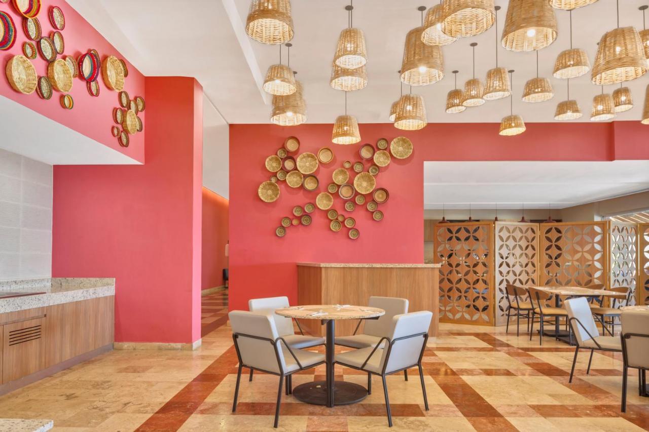 Fiesta Inn Куэрнавака Экстерьер фото