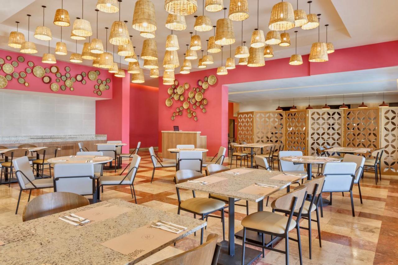 Fiesta Inn Куэрнавака Экстерьер фото