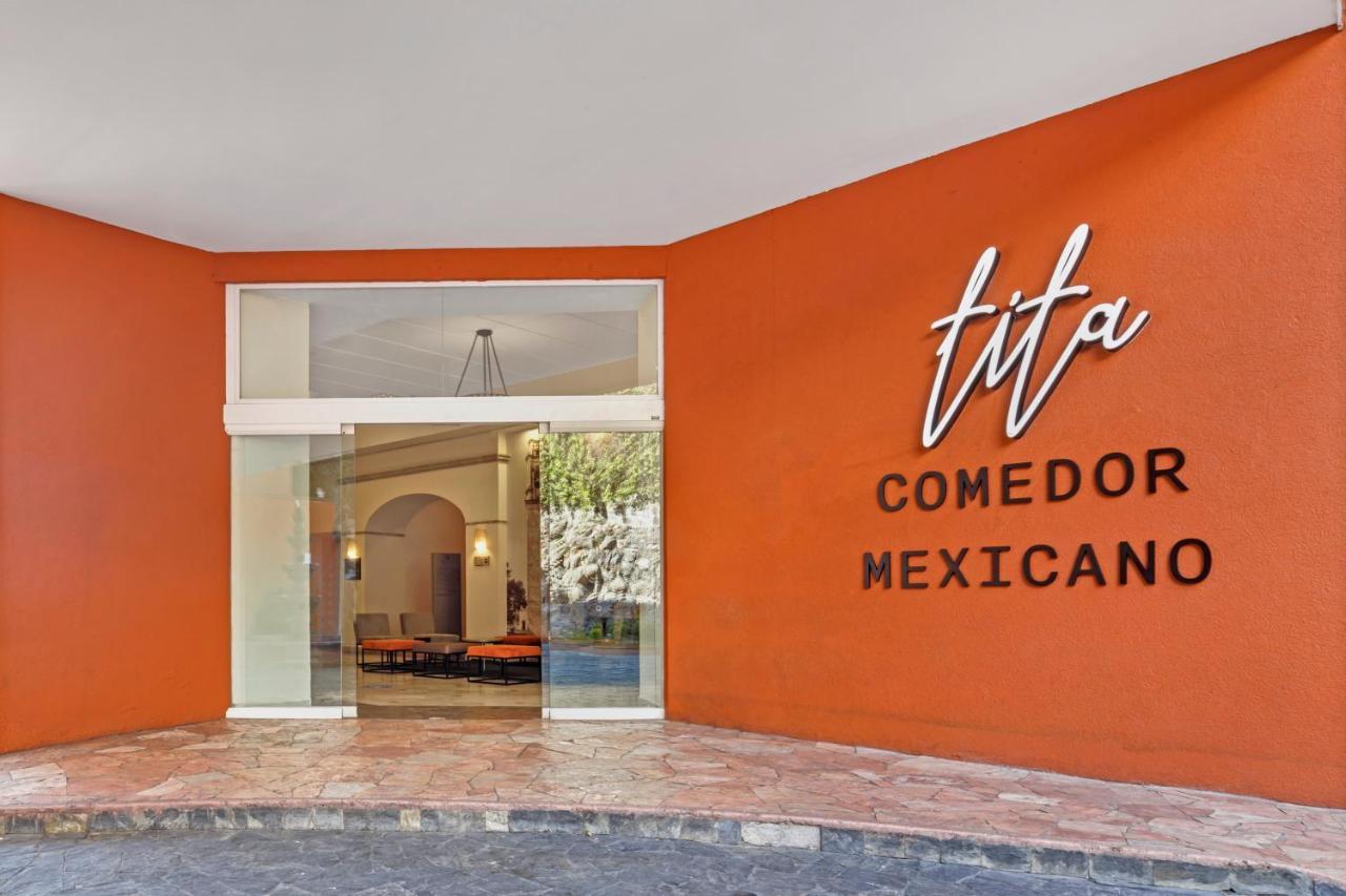 Fiesta Inn Куэрнавака Экстерьер фото